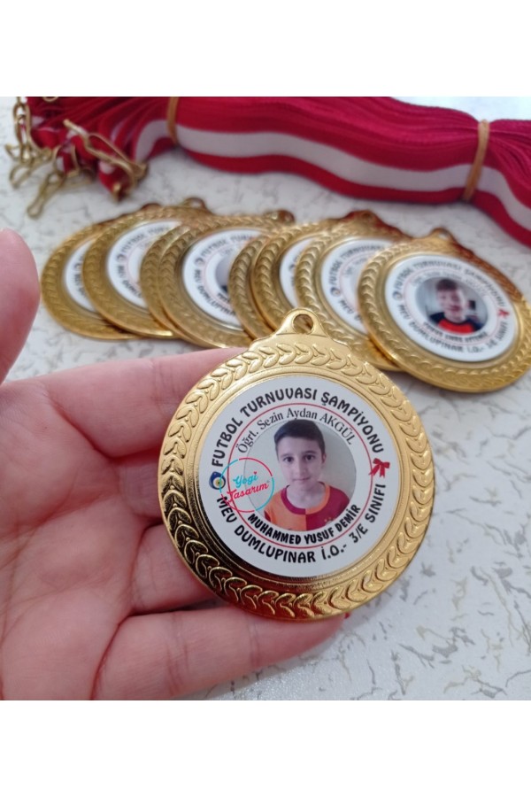 Futbol Turnuvası Şampiyonu Madalyası Resimli